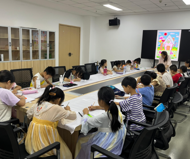 打造这些可感可学的勉励典范引领带动众多受助学子自动投身基层服务 打造这些可感可学的勉励典范引领带动众多受助学子自动投身基层服务